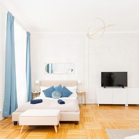 Spacious And Near Metro I Close To Parks I Akh Apartment Viena Exterior foto