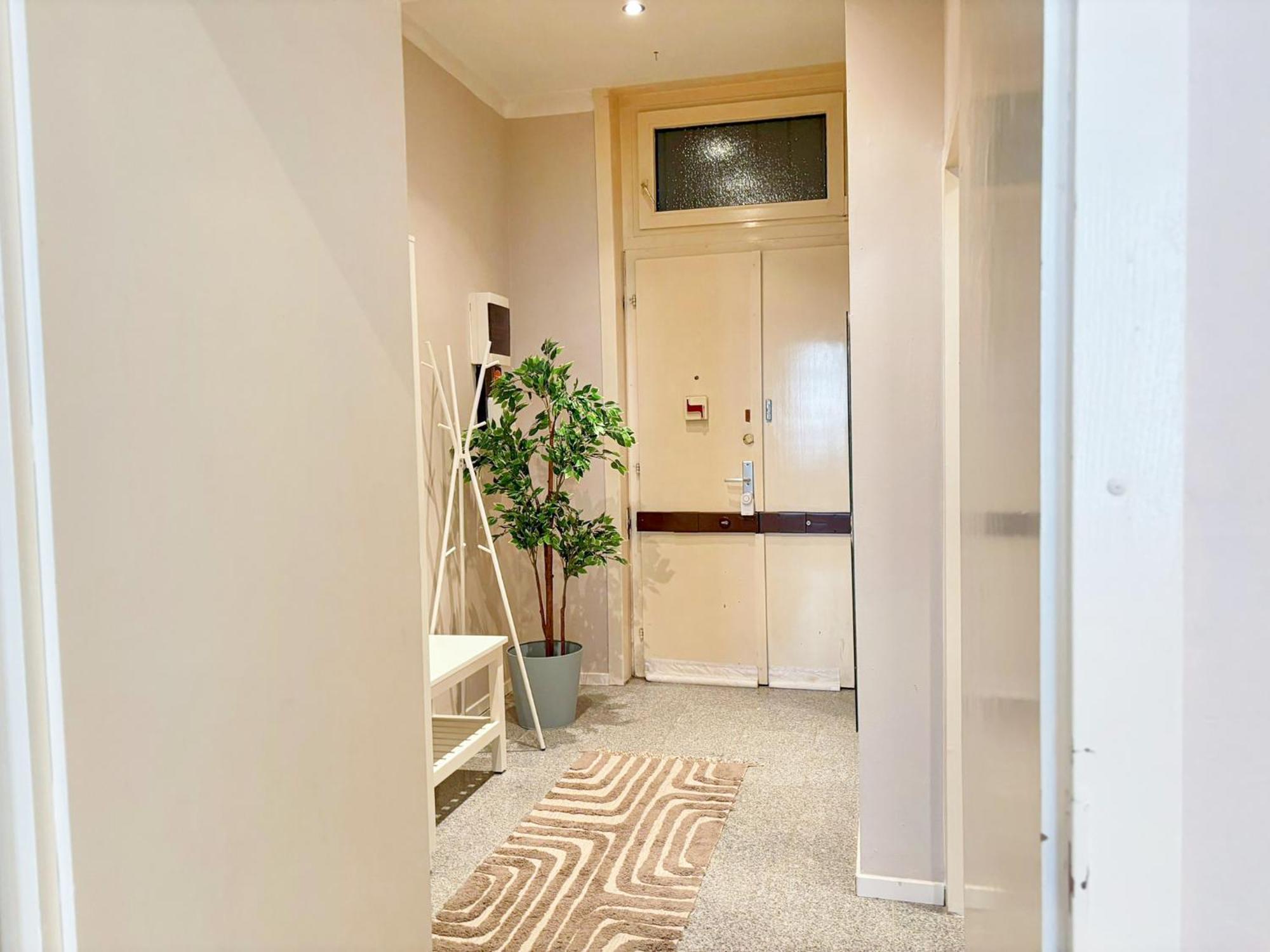 Spacious And Near Metro I Close To Parks I Akh Apartment Viena Exterior foto