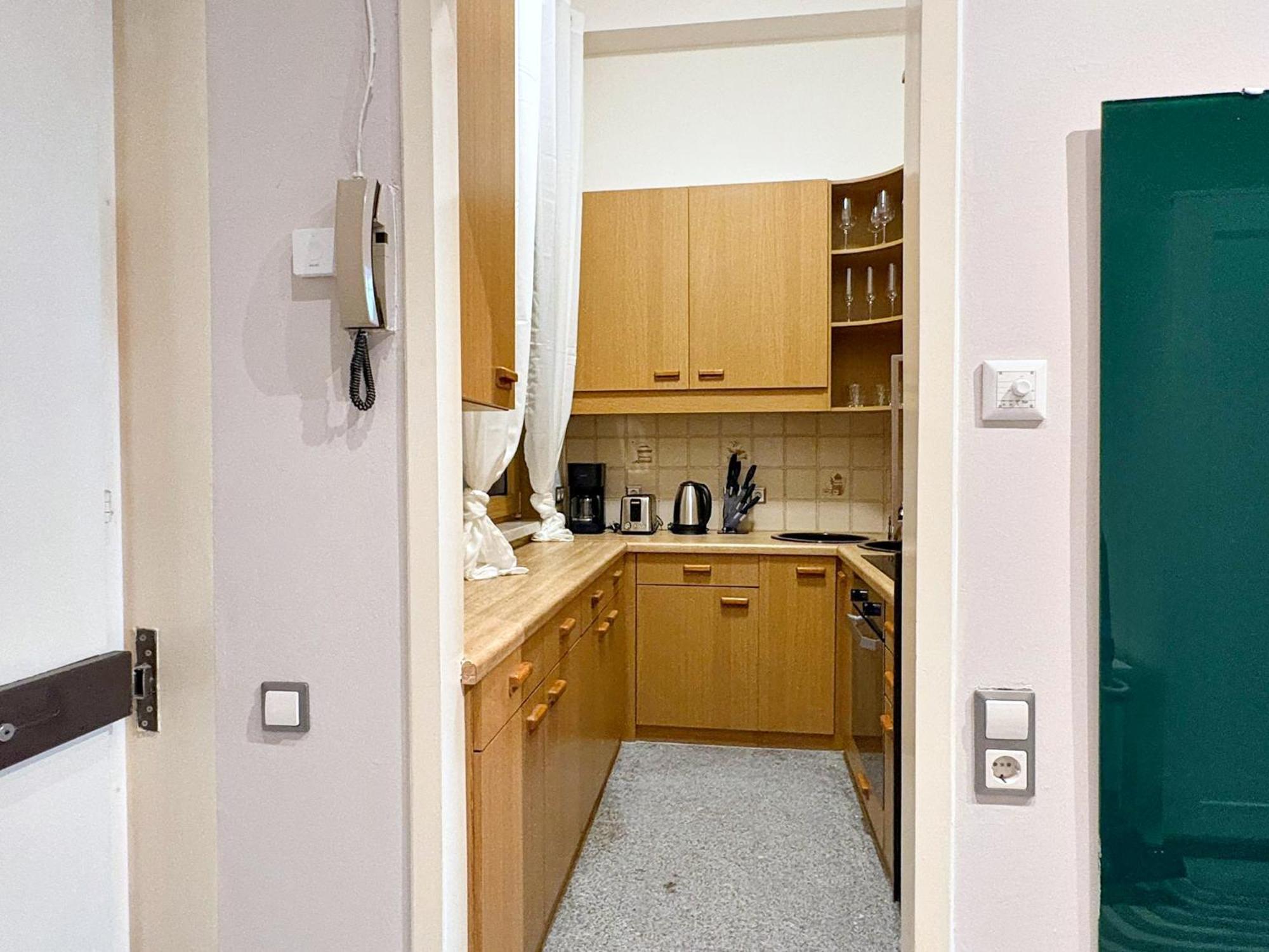 Spacious And Near Metro I Close To Parks I Akh Apartment Viena Exterior foto